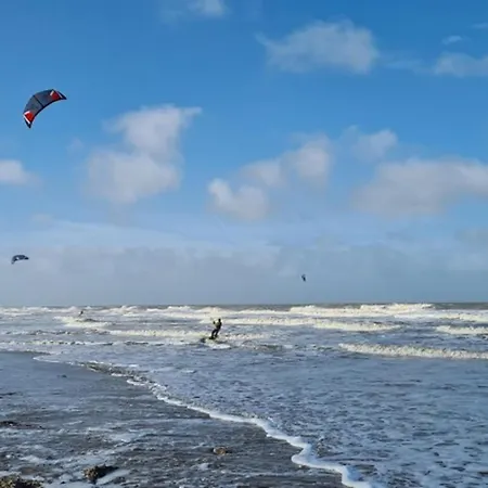 In With Ocean Views Апартаменты