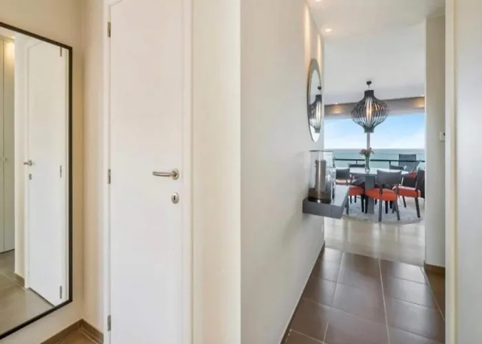 In With Ocean Views Apartamento