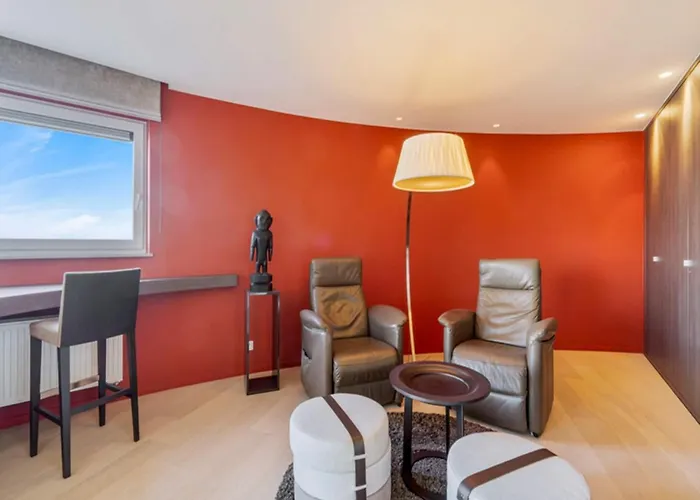 Апартаменты In With Ocean Views *